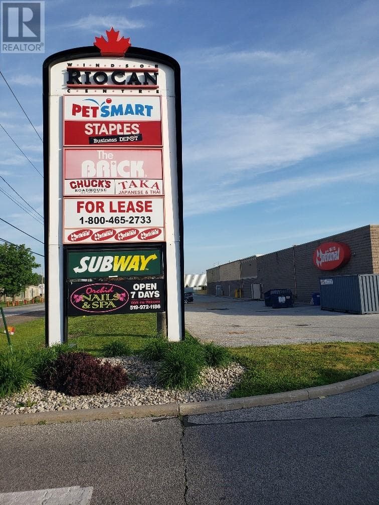 Real estate listing