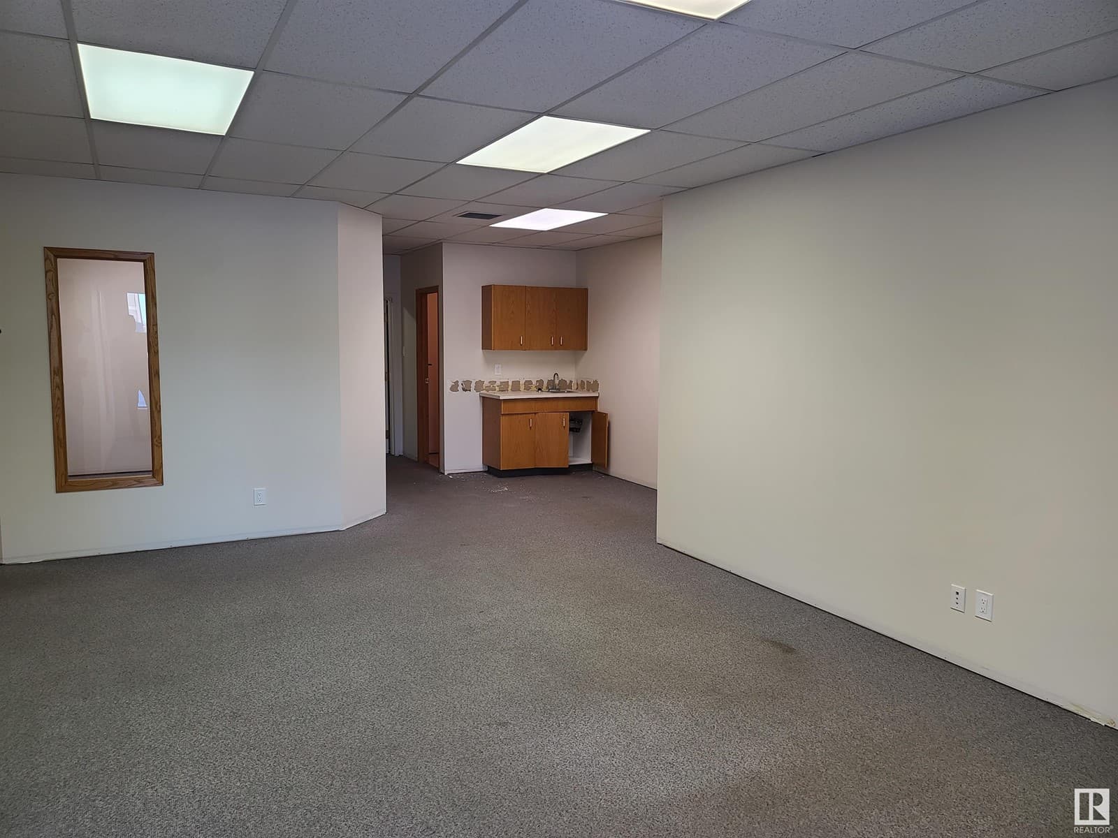 Real estate listing