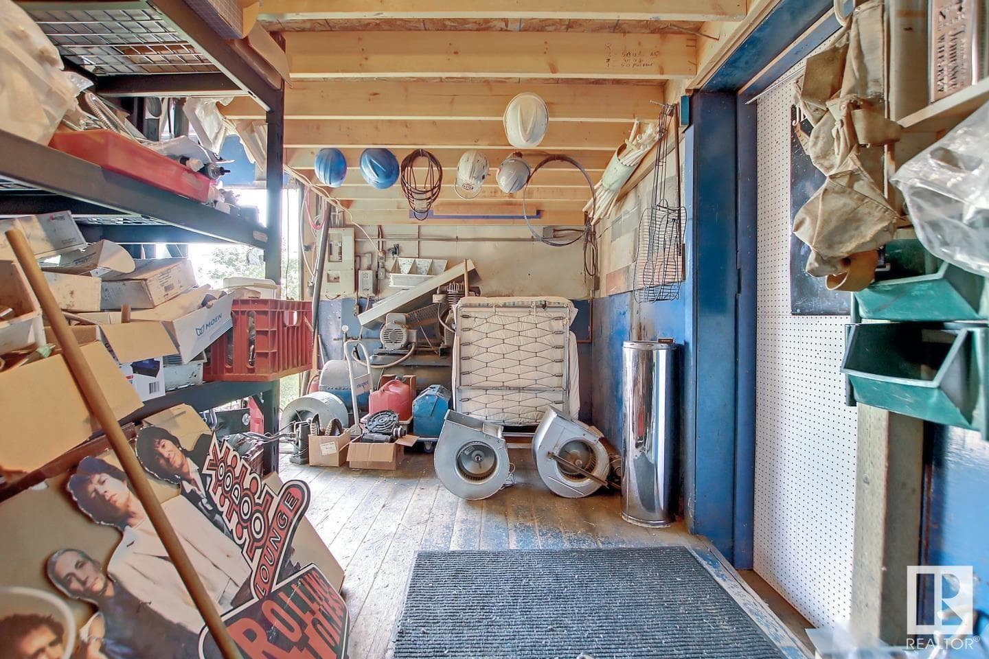 Real estate listing
