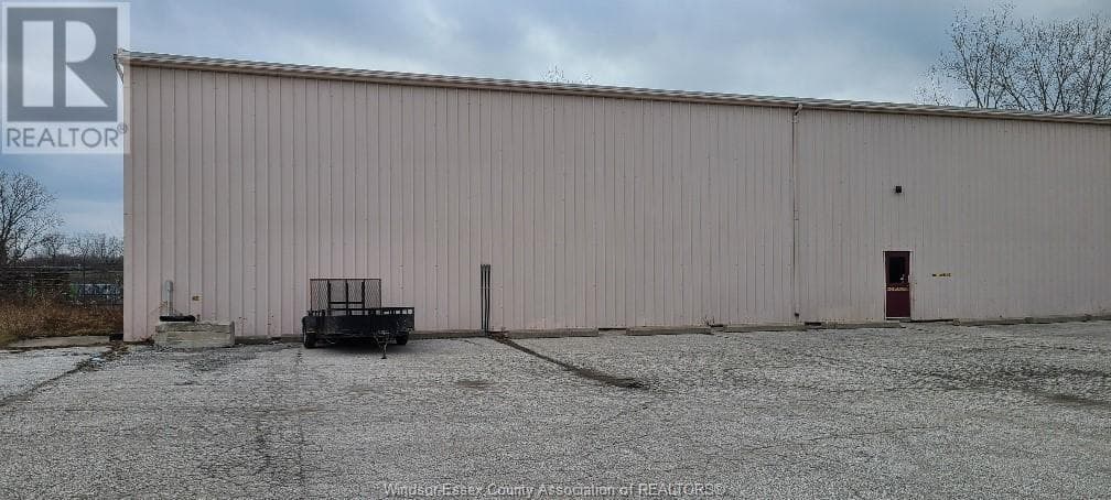 Real estate listing