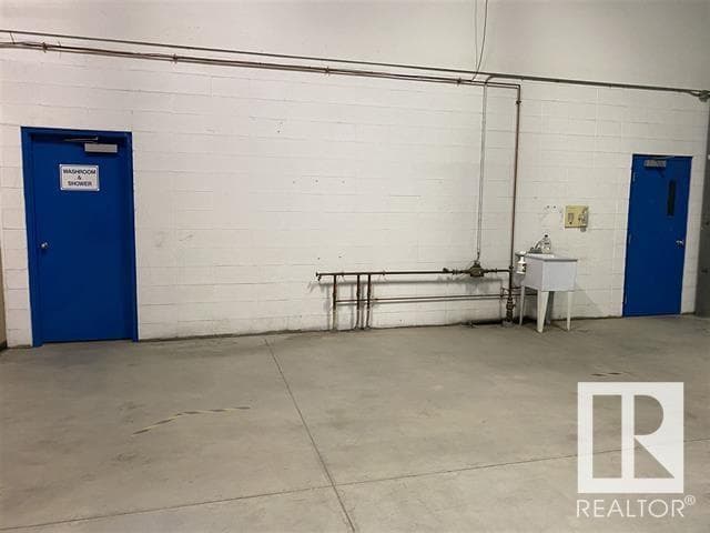 Real estate listing