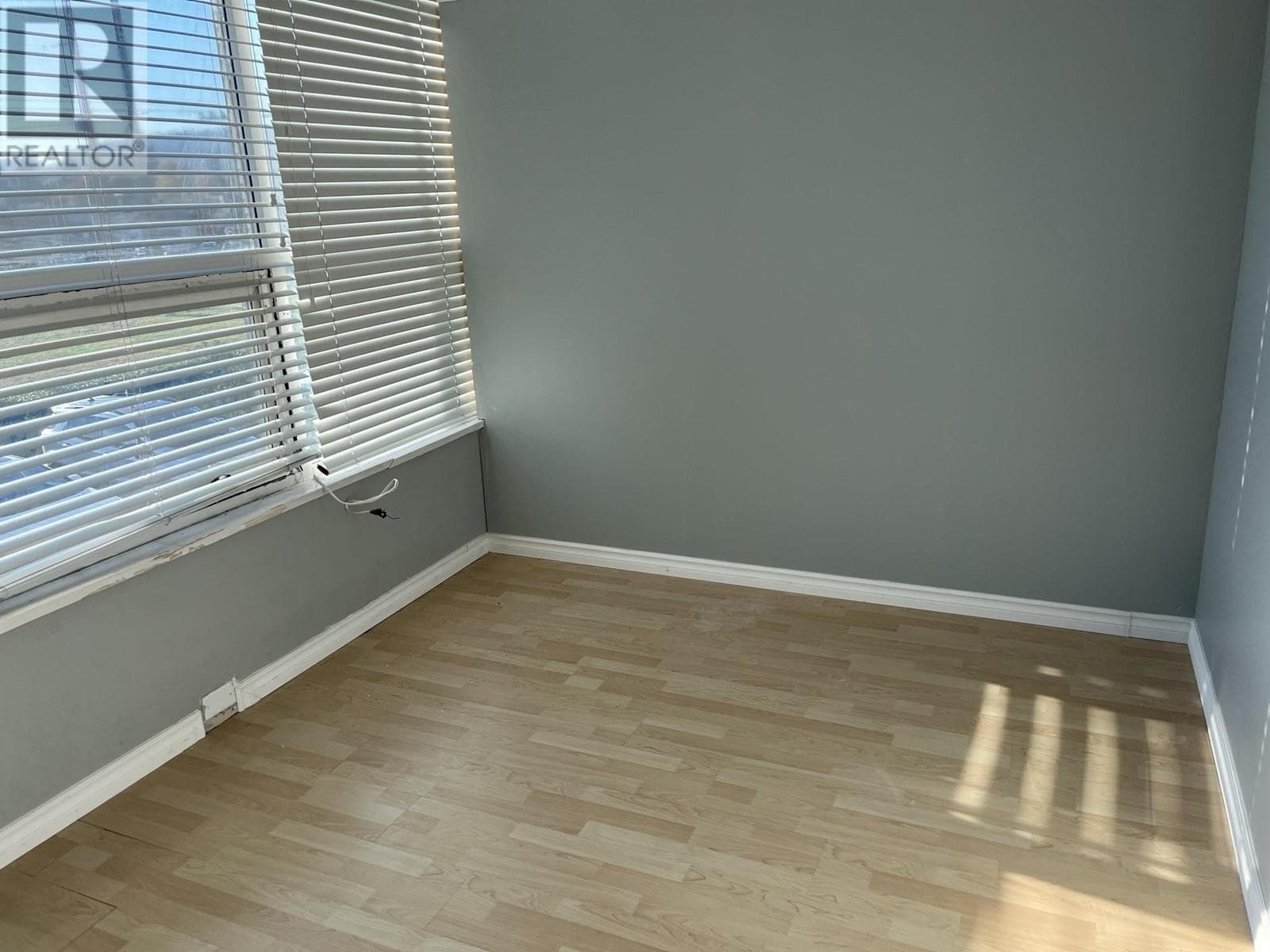 Real estate listing