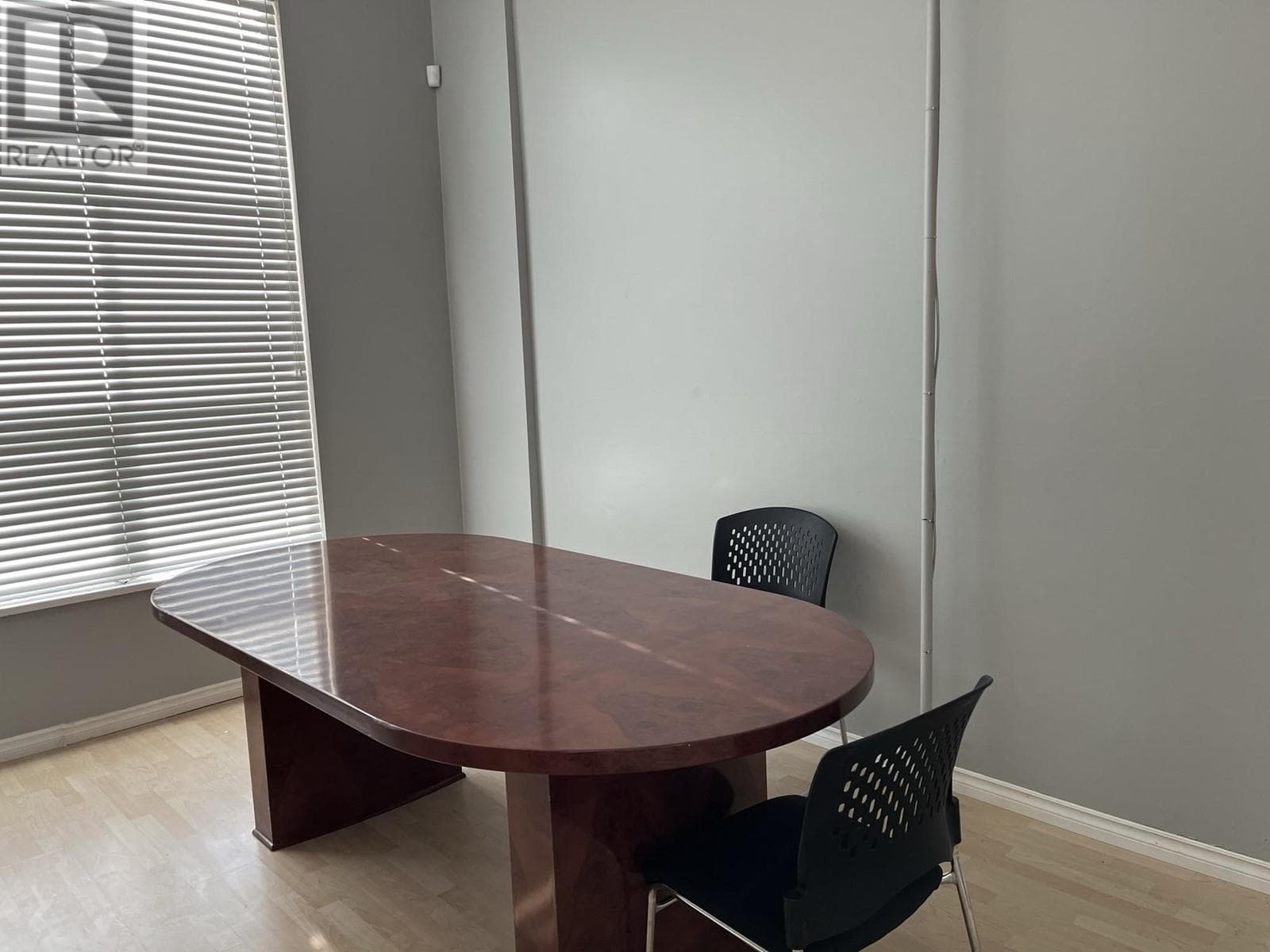 Real estate listing