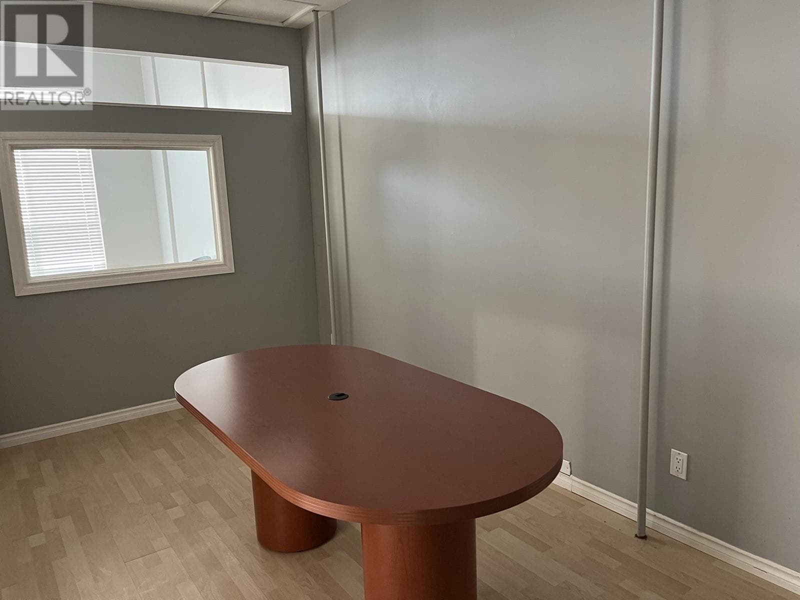 Real estate listing