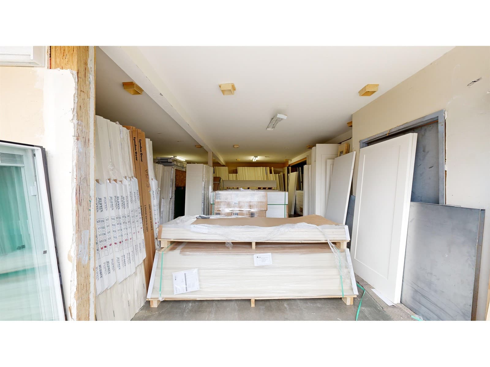 Real estate listing