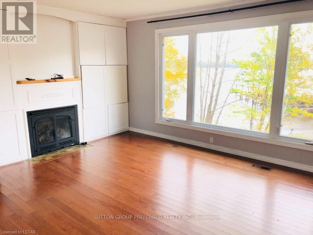 Real estate listing