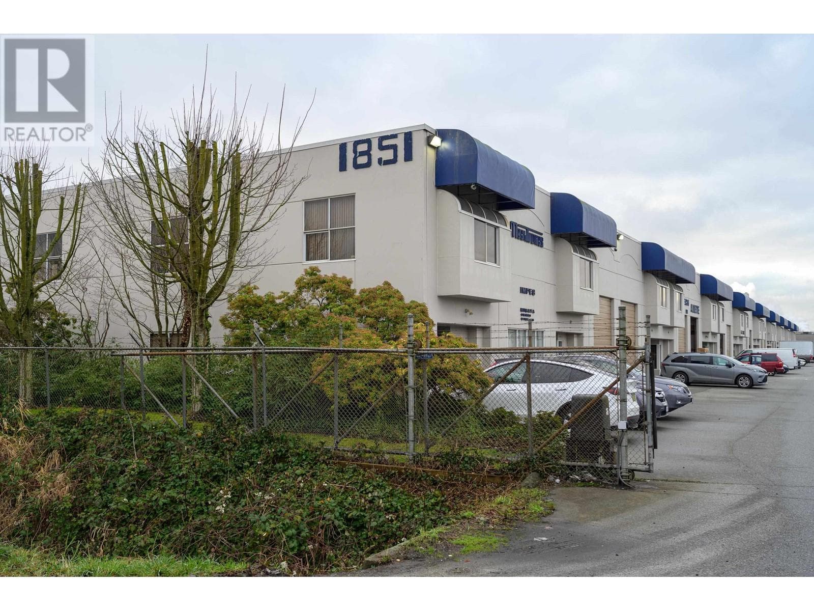 Real estate listing