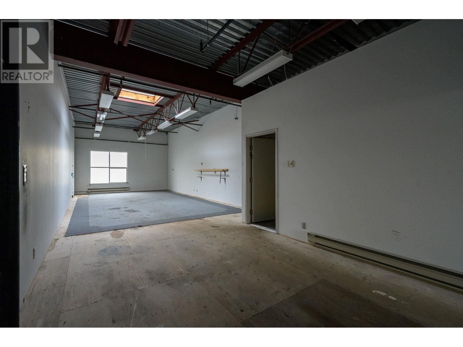 Real estate listing