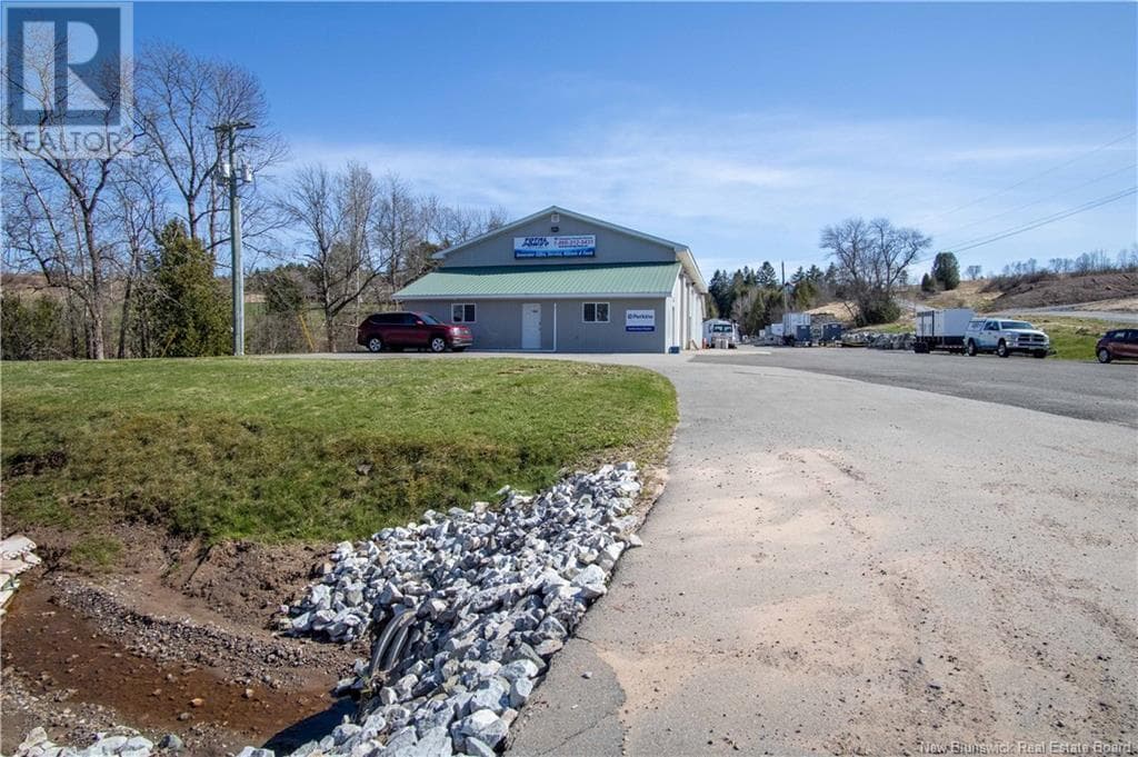 Real estate listing