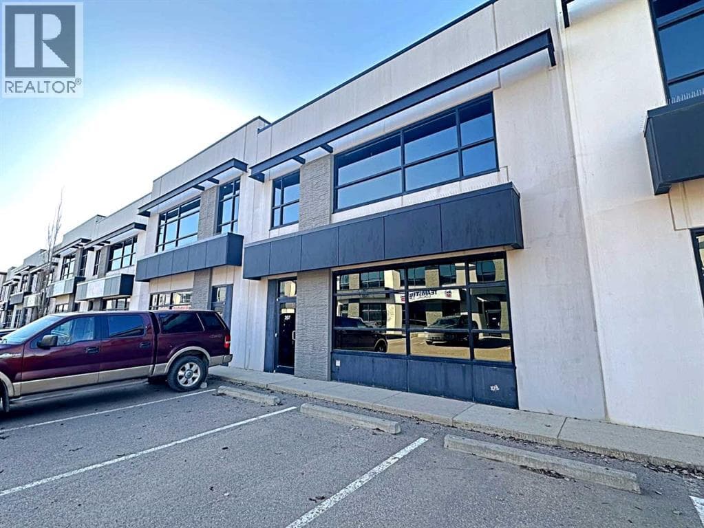 207, 400 Mackenzie Boulevard, Fort McMurray, Alberta