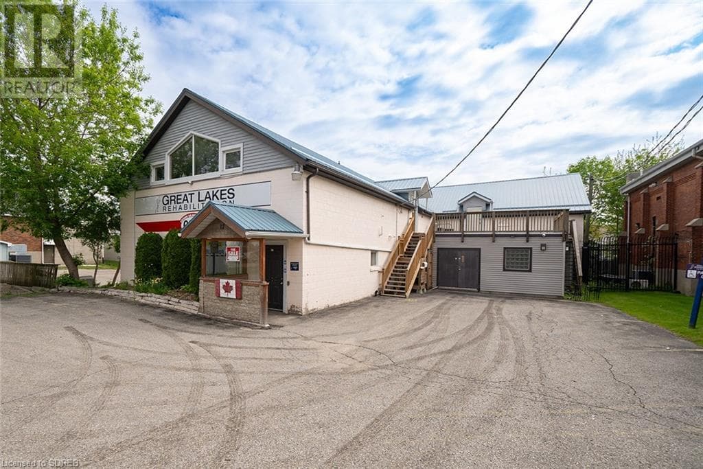 Real estate listing