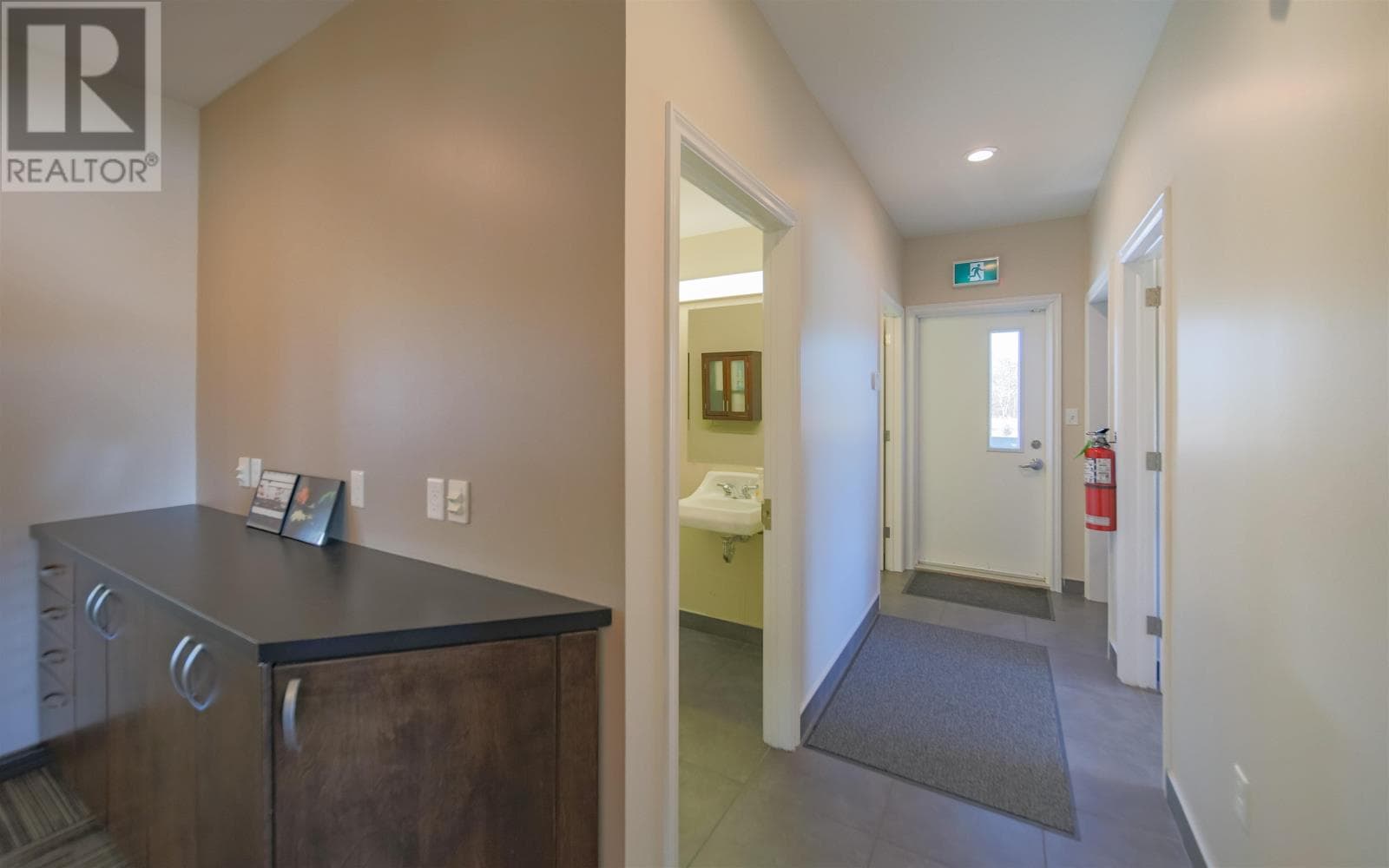 Real estate listing