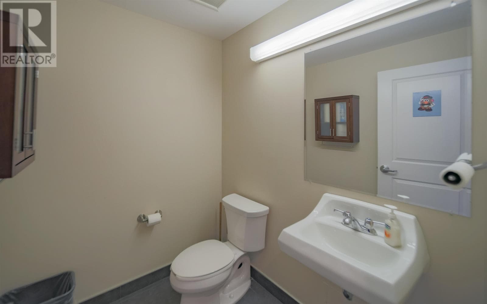 Real estate listing