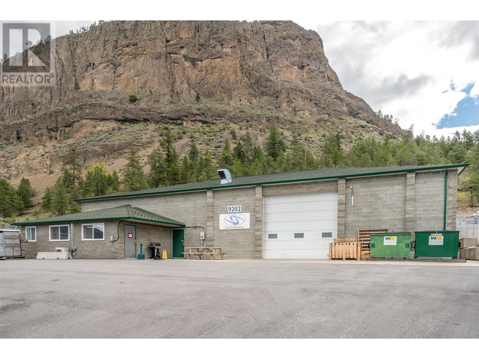 9202 SHALE Avenue, Summerland, British Columbia