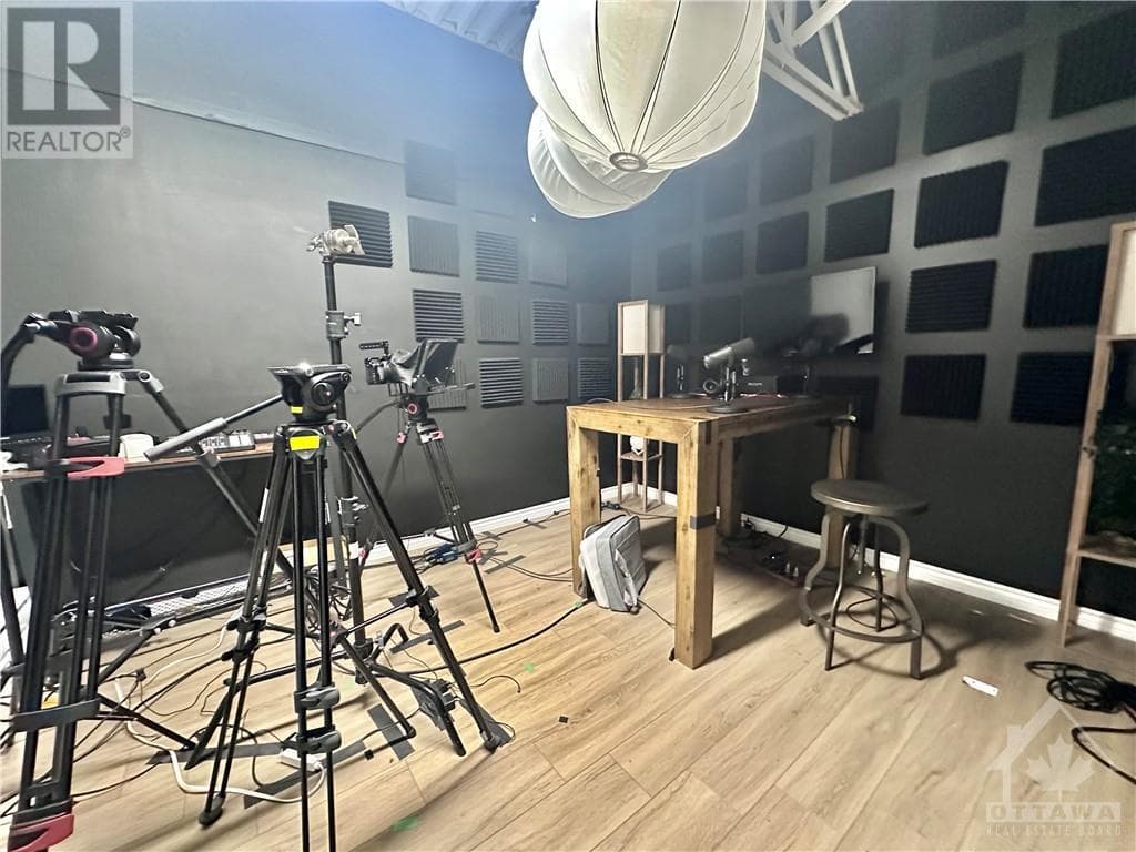 Real estate listing