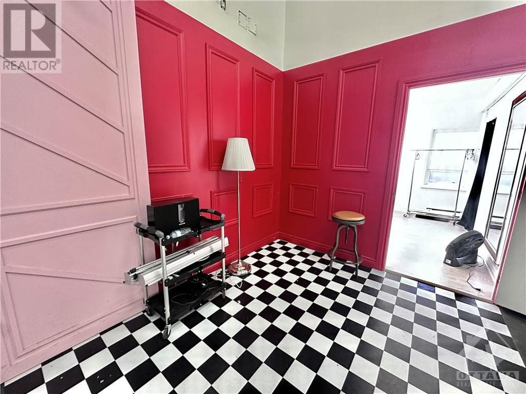 Real estate listing