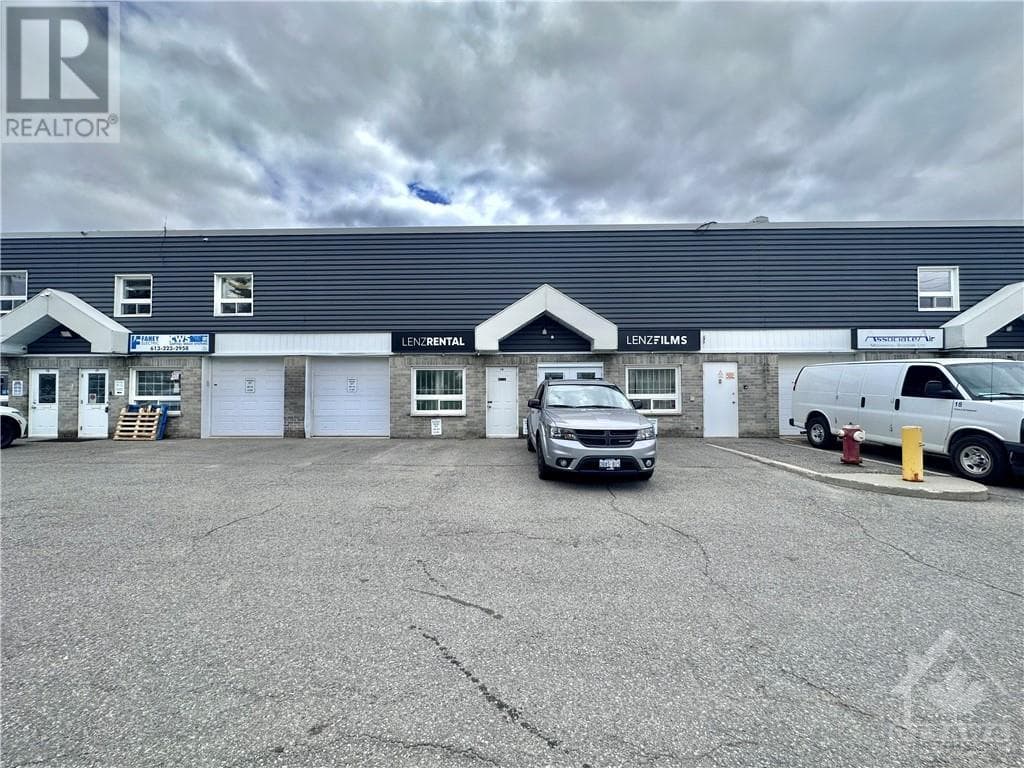 81 AURIGA STREET UNIT#13 & 14, Ottawa, Ontario