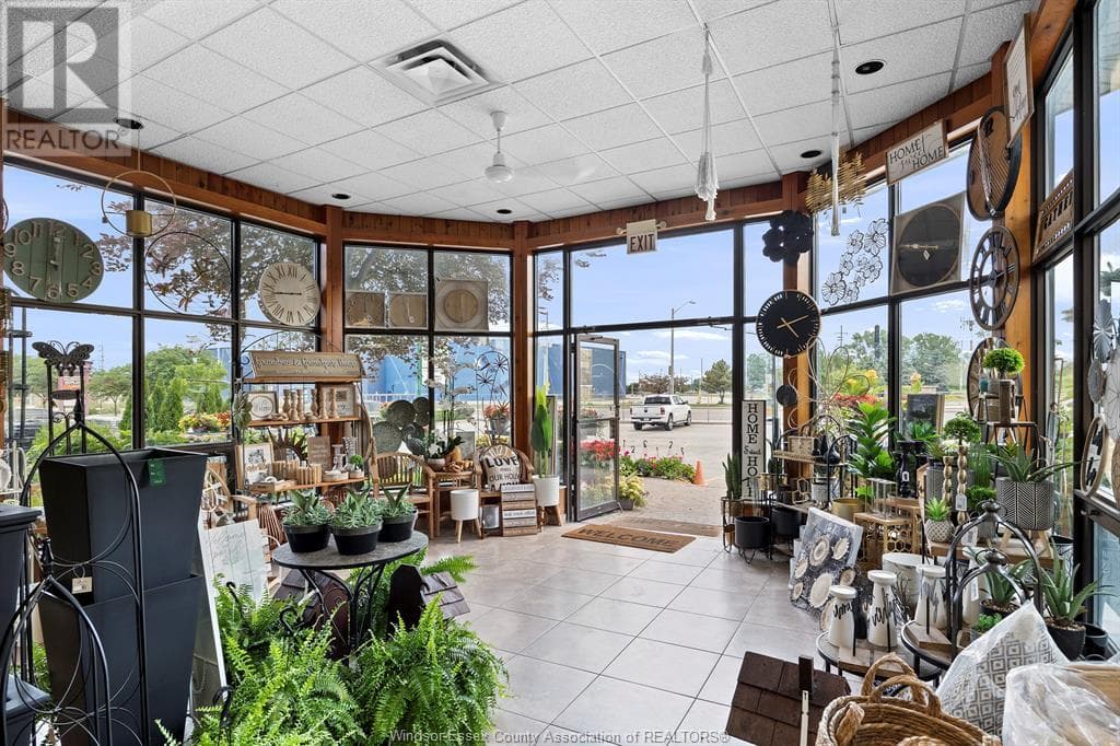 Real estate listing