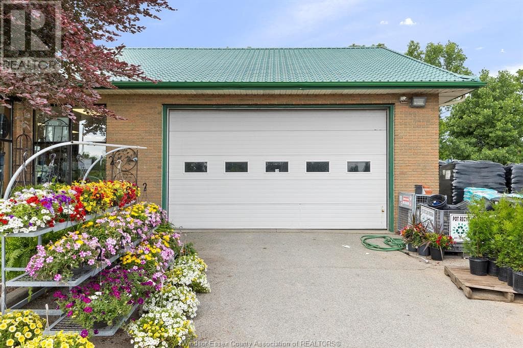 Real estate listing