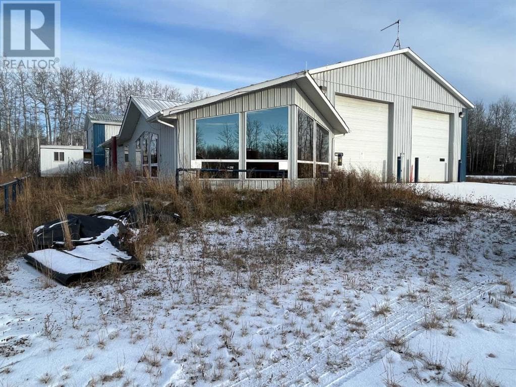 301 Forrestry Drive, Red Earth Creek, Alberta