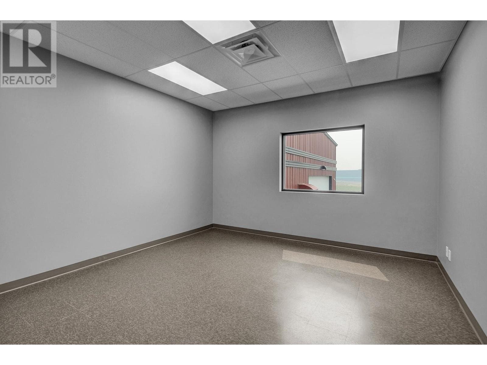 Real estate listing