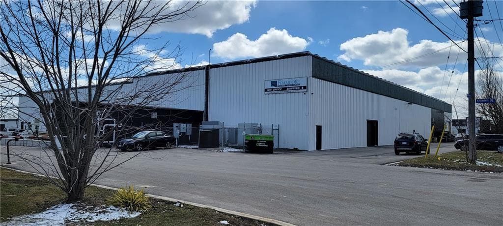 5900 Thorold Stone Road, Niagara Falls, Ontario