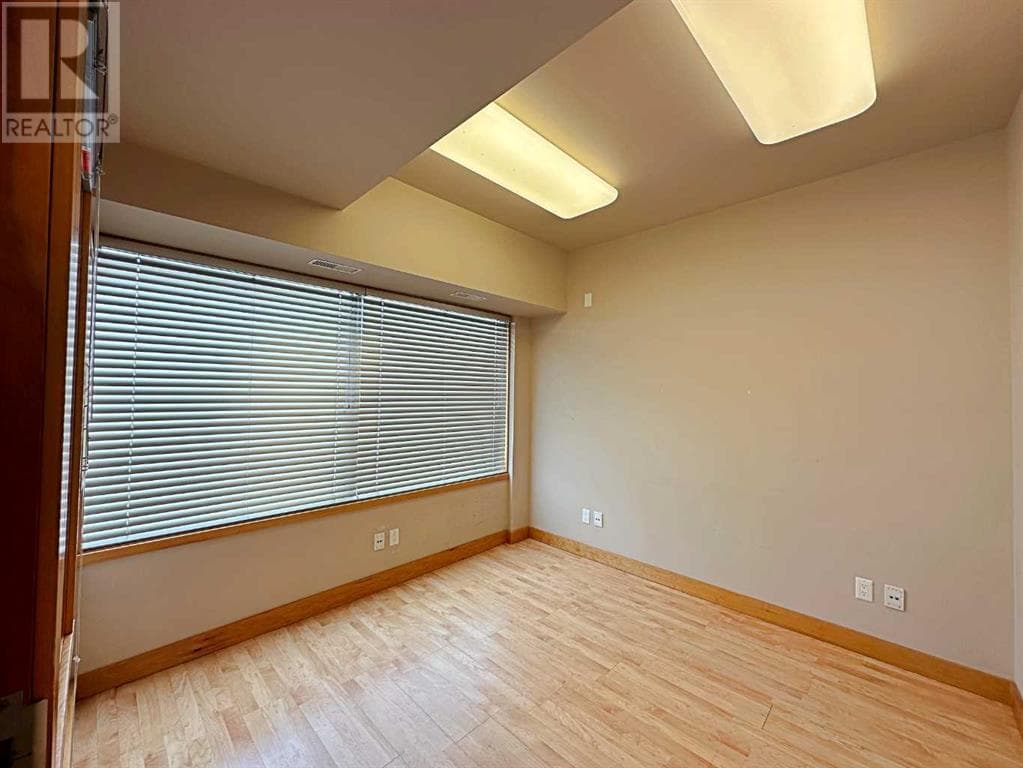 Real estate listing