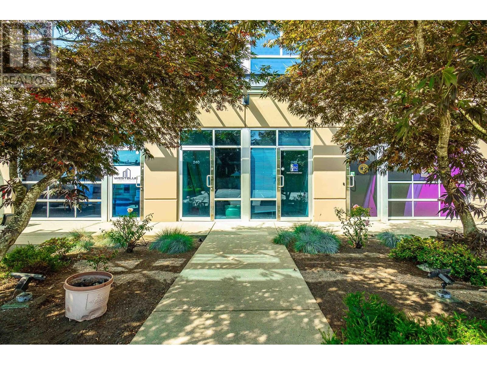 Real estate listing