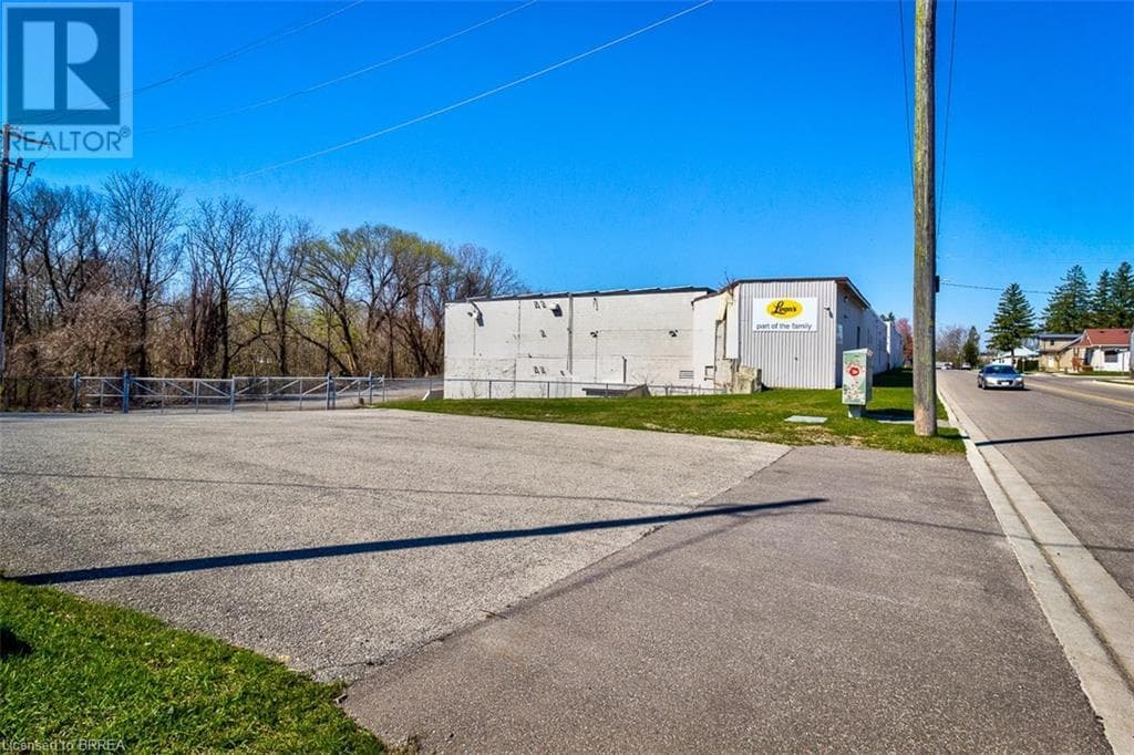 Real estate listing