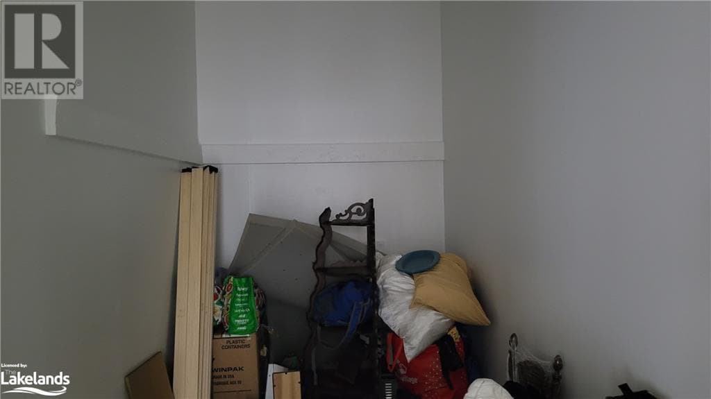 Real estate listing