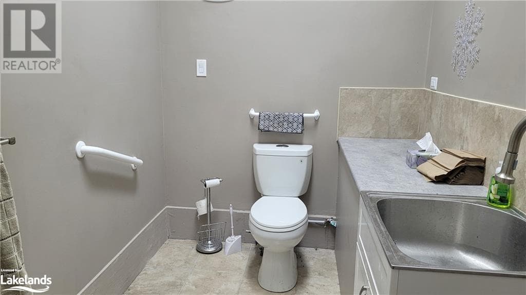 Real estate listing