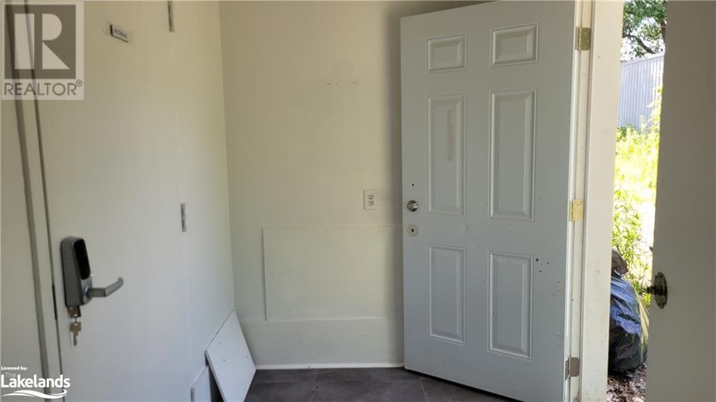 Real estate listing