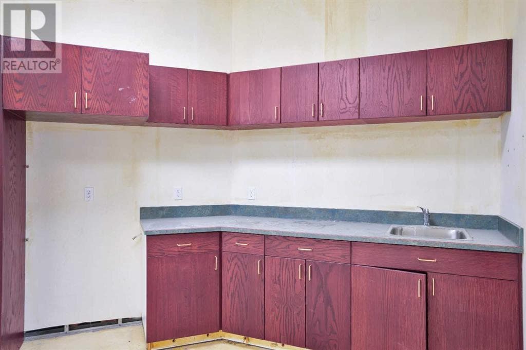 Real estate listing