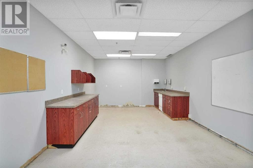Real estate listing